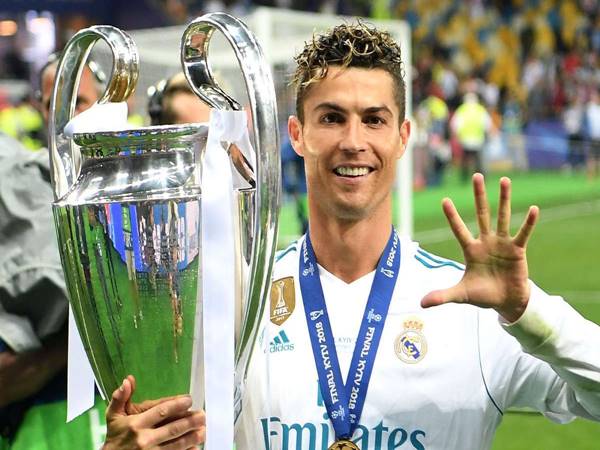 Lương của Ronaldo tại Real Madrid