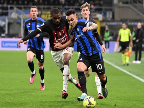 Lịch sử đối đầu đầy kịch tính giữa AC Milan vs Inter Milan