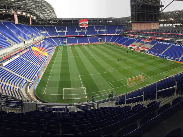 Sân vận động Red Bull Arena của CLB Leipzig