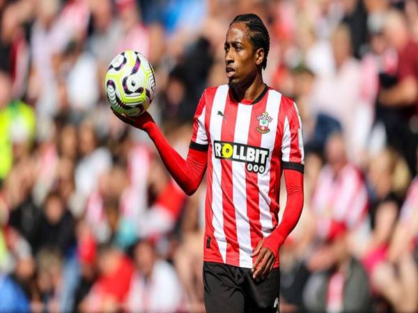 Chuyển nhượng 18/7: West Ham đạt thỏa thuận với Walker-Peters