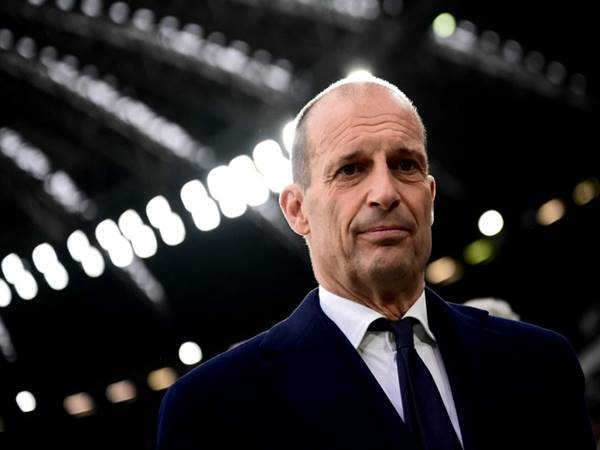 Huấn luyện viên AC Milan hiện nay là ai?