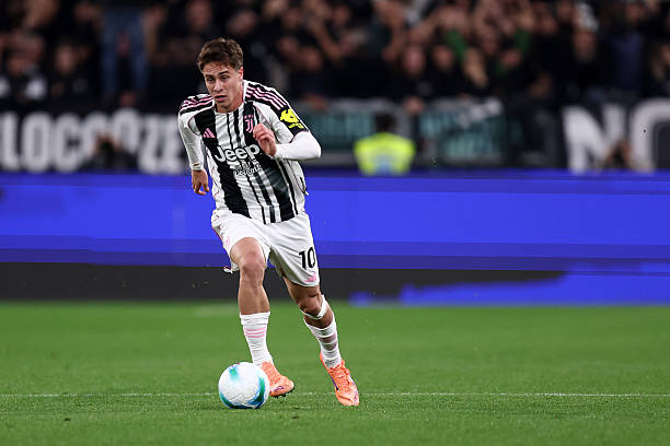 Arsenal và Real Madrid cuộc chiến ngầm trên bàn đàm phán