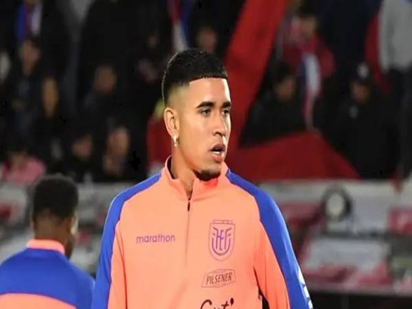 Chelsea tính toán chiến lược nhân sự sau quyết định để Páez ra đi