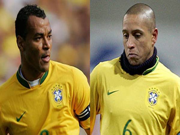 Hậu vệ cánh phải Brazil huyền thoại